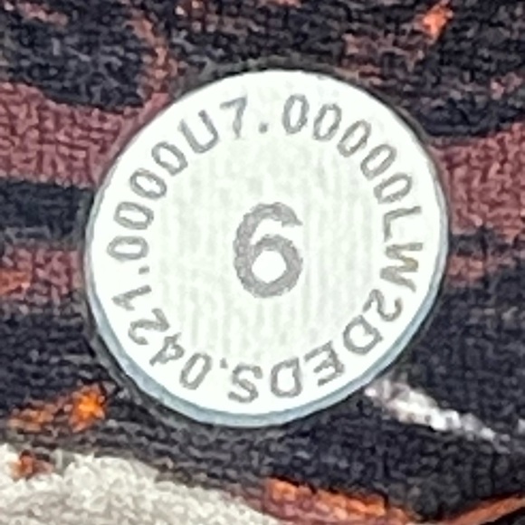 Lululemon Lunar New Year Align Reversible Bra *Light Support, A/B Cup Tiger Tide - Picture 6 of 7